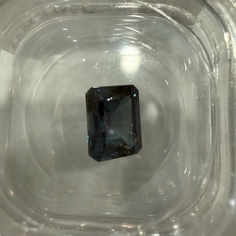 GIA Certified 4.30 Carats Alexandrite Gemstone